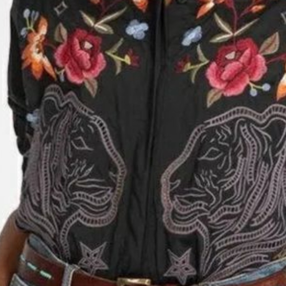 Johnny Was heavily embroidered omega shirt (oversized) NWT RARE - Picture 8 of 16